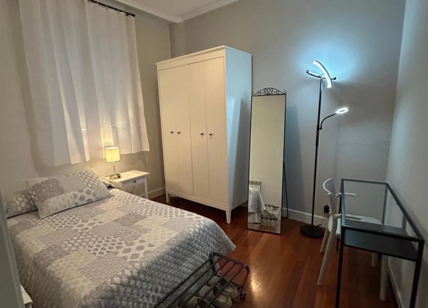 Lianegm Apartment Bilbao Homestay